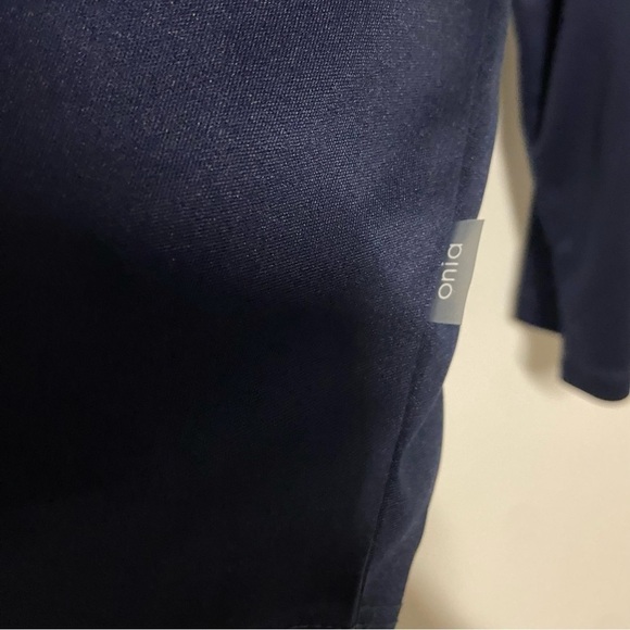 Onia Navy Long Sleeve UPF 50+ Performance Jersey Tee Size XL - Picture 7 of 9
